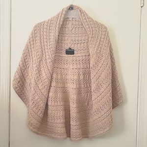 Chaleco Sweater a light Sweater for Spring and Summer.